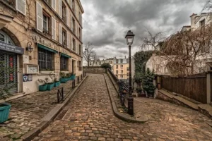 paris-beautiful-alley