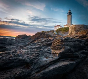 Beavertail Lighthouse-Best place to visit in Rhode Island